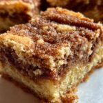 Amazing Snickerdoodle Blondies (Cinnamon Swirl) 6 Snickerdoodle Blondies (Cinnamon Swirl)
