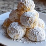 Snowball Cookies (Melt-in-Your-Mouth)